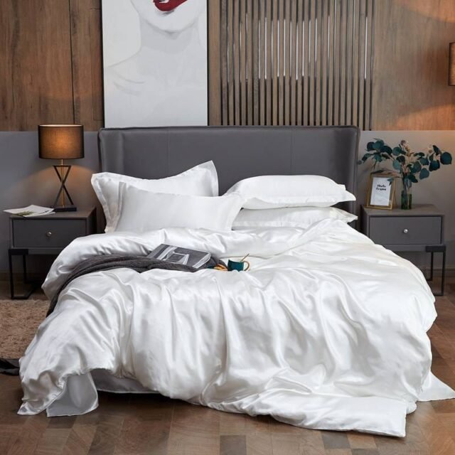 Mulberry Silk Bedding Set with Duvet Cover Bed Sheet Pillowcase Luxury Satin Bedsheet Solid Color King Queen Full Twin Size